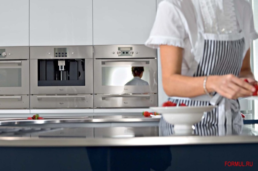 Кухня Pedini Artika (Линейная композиция, блестящий лак)